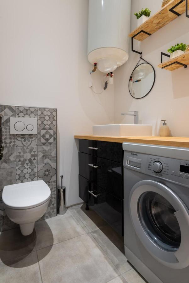 Latelier 2Br W Ac At 4 Min From The Beaches Of Old Nice Welkeys Exterior photo
